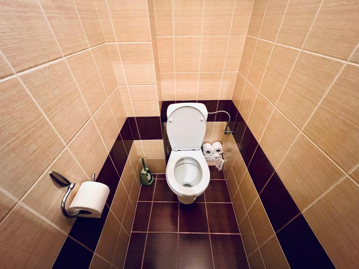 Apartman Pod Fontanou クレムニツァ エクステリア 写真